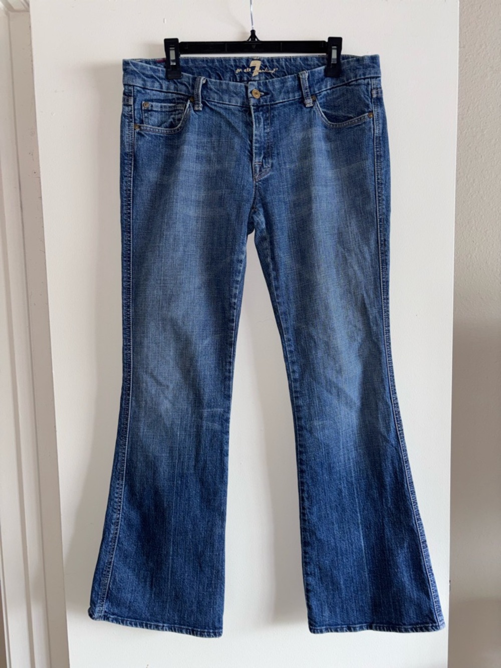 Early 2000’s 7 for all Mankind “A” Pocket Low Rise Boot Cut Jean Sz 30